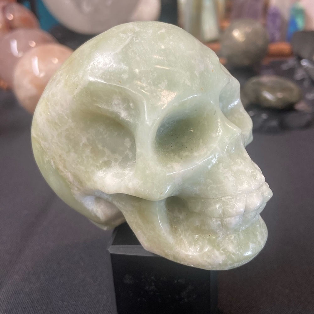 Scary Beautiful Hetian Green Jade Skull 
53 x 40 x 38 mm 354g